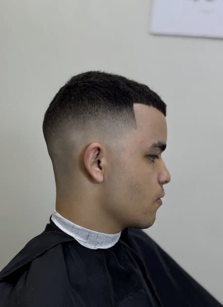 عميل بقصة Skin Fade من Memo Barbershop